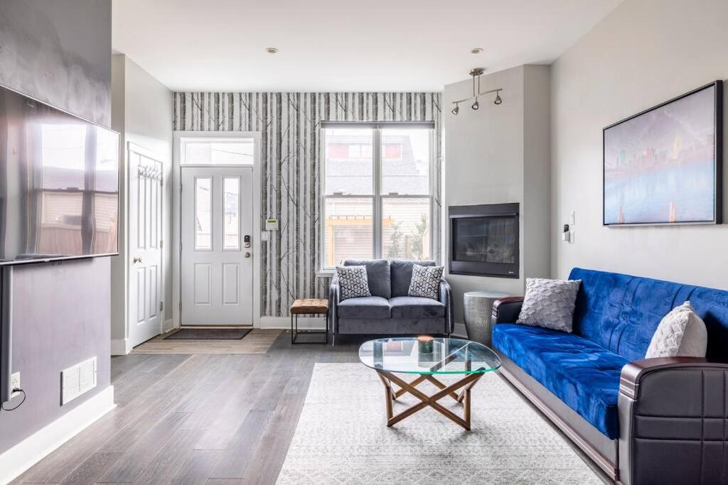 4 Bedroom 3 Bath Sleeps 10 Pet Friendly Private Backyard, 2 Car Garage, City Views, Close To All Stadiums And Casino Πίτσμπουργκ Εξωτερικό φωτογραφία