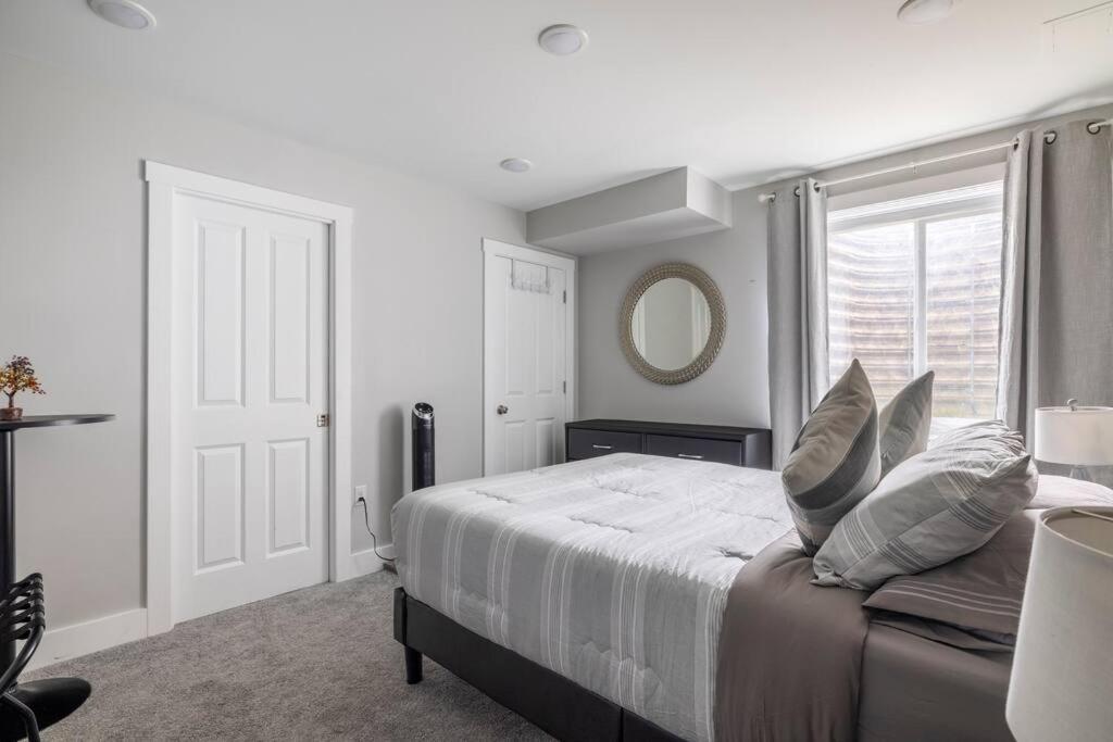4 Bedroom 3 Bath Sleeps 10 Pet Friendly Private Backyard, 2 Car Garage, City Views, Close To All Stadiums And Casino Πίτσμπουργκ Εξωτερικό φωτογραφία