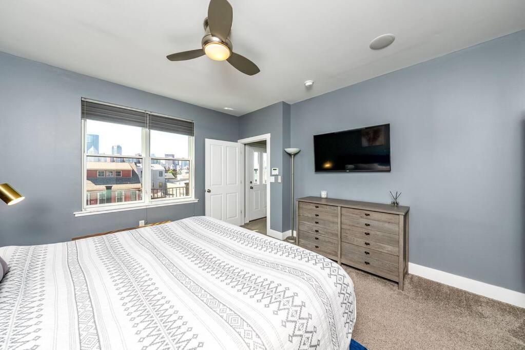 4 Bedroom 3 Bath Sleeps 10 Pet Friendly Private Backyard, 2 Car Garage, City Views, Close To All Stadiums And Casino Πίτσμπουργκ Εξωτερικό φωτογραφία
