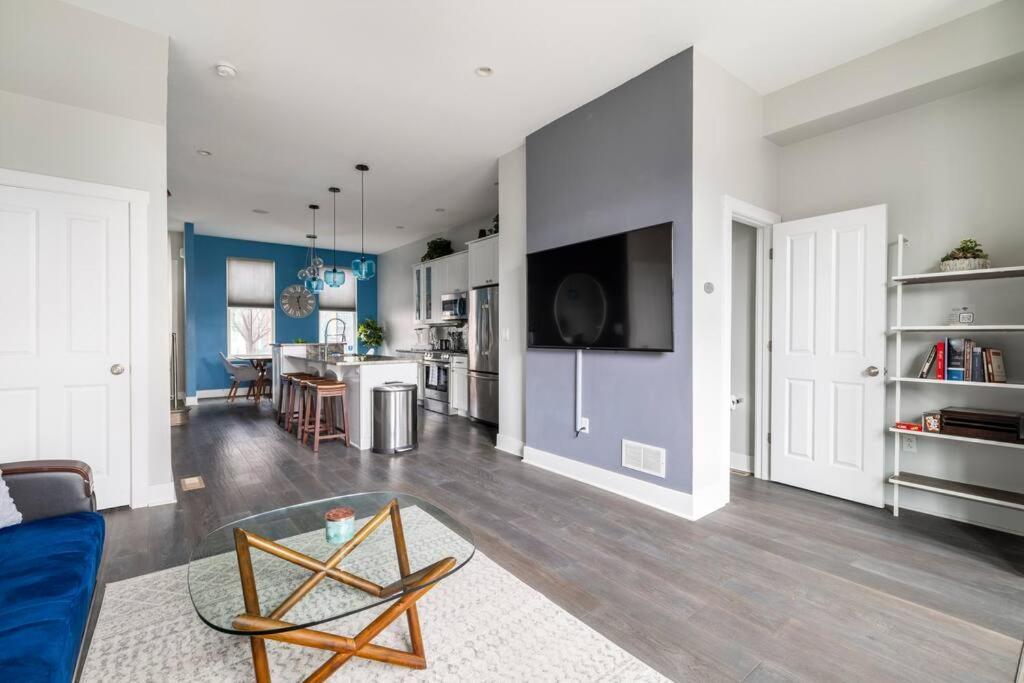 4 Bedroom 3 Bath Sleeps 10 Pet Friendly Private Backyard, 2 Car Garage, City Views, Close To All Stadiums And Casino Πίτσμπουργκ Εξωτερικό φωτογραφία