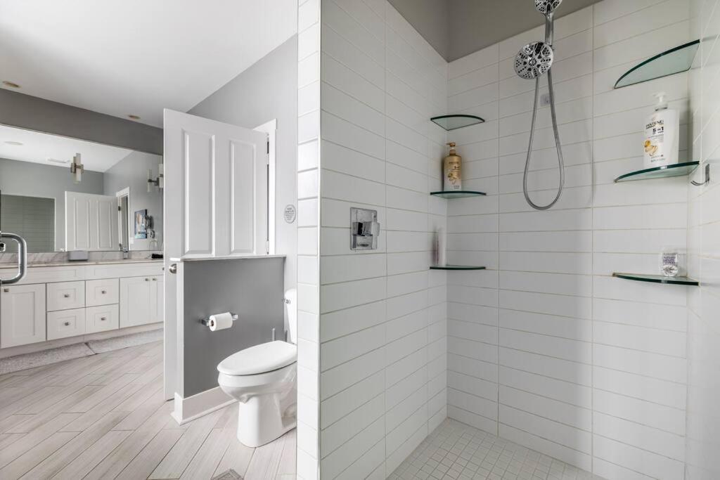 4 Bedroom 3 Bath Sleeps 10 Pet Friendly Private Backyard, 2 Car Garage, City Views, Close To All Stadiums And Casino Πίτσμπουργκ Εξωτερικό φωτογραφία